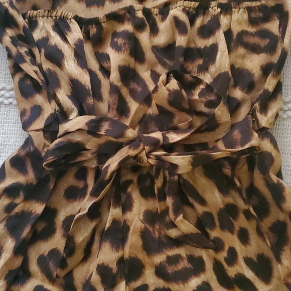 Leopard Print Ruffle Hem Halter Romper - Picture 5 of 6